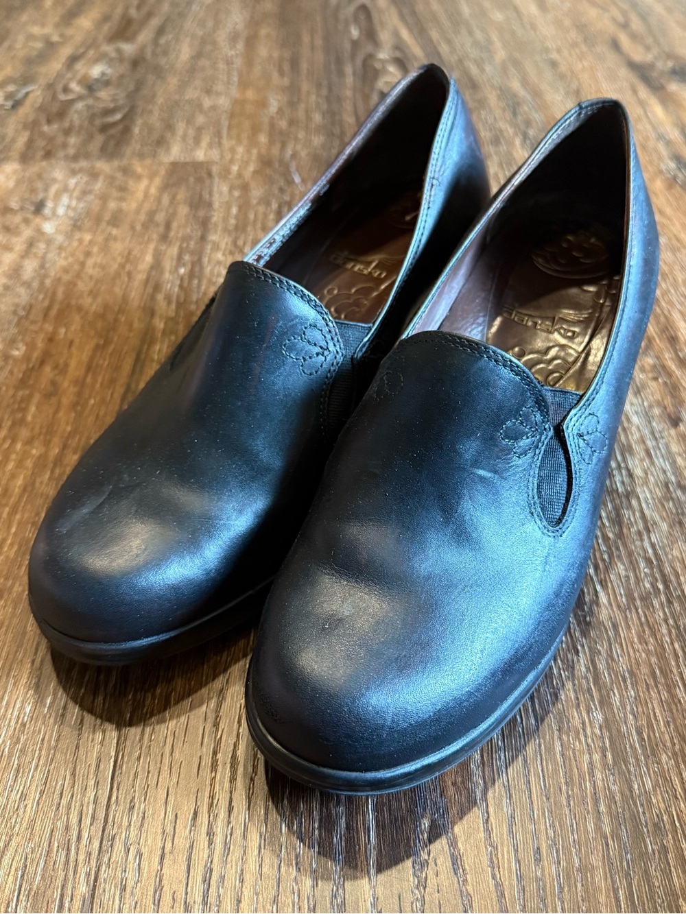 Dansko Beth Womens Black Leather Clog Pumps Slip On Comfort Shoes EU 39 US 9